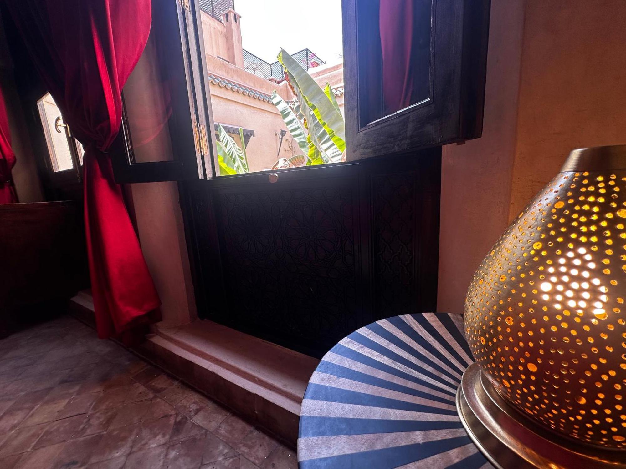 Riad Bamileke مراكش الغرفة الصورة